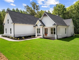 126 Jerusalem Farms Dr, Jasper, GA 30143