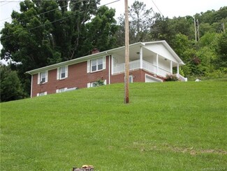 1355 N Main St, Mars Hill, NC 28754