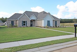 319 Tremont Dr, Florence, MS 39073