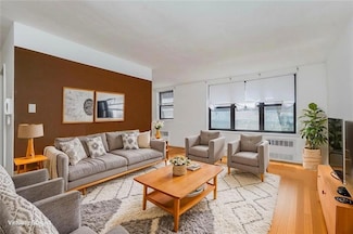 1199 E 53rd St Unit 3C, Brooklyn, NY 11234
