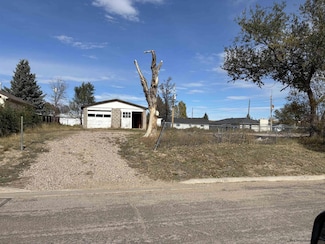 3316 Rock Springs St, Cheyenne, WY 82001