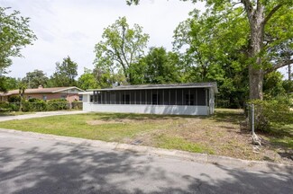 829 NE 23rd St, Gainesville, FL 32641
