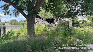 8031 Hartford St, Houston, TX 77017