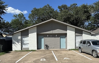 4125 Old Hearne Rd, Bryan, TX 77803