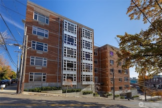 720 Queen Anne Ave N Unit 406, Seattle, WA 98109