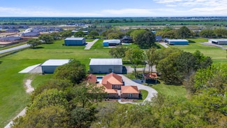 26 E Kitty Hawk St, Richmond, TX 77406