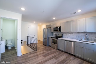 2444 Frankford Ave Unit B, Philadelphia, PA 19125