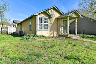 2017 S Porter Ave, Joplin, MO 64804