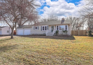 8901 E 66th St, Raytown, MO 64133