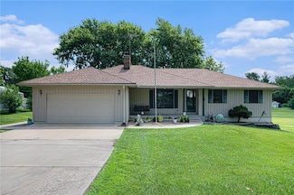 21830 155th St, Basehor, KS 66007