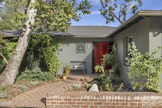 1556 Scenic Dr, Pasadena, CA 91103