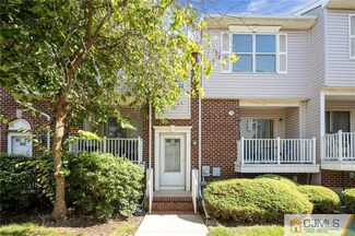 468 Great Beds Ct, Perth Amboy, NJ 08861