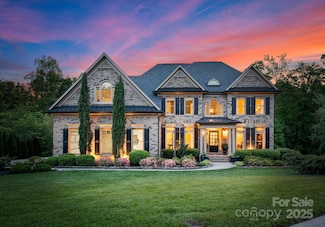 1021 Westbury Dr, Matthews, NC 28104