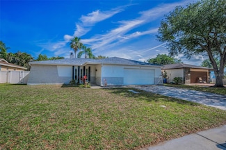 1710 Hibiscus Cir N, Oldsmar, FL 34677