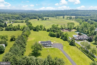 1602 Harbourton Rocktown Rd, Lambertville, NJ 08530