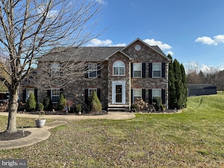 9032 Claussville Rd, Fogelsville, PA 18051