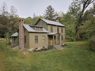 886 State Route 9j, Stuyvesant, NY 12173