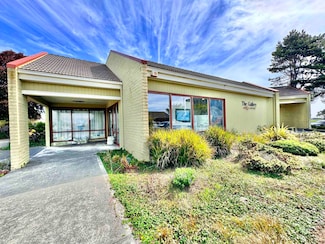 175 H St, Crescent City, CA 95531