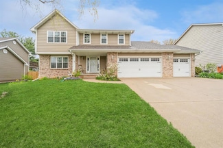 9401 Hickory Dr, Urbandale, IA 50322