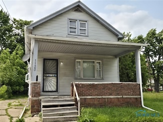 1133 Sherman St, Toledo, OH 43608