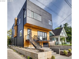 4490 NE 18th Ave, Portland, OR 97211
