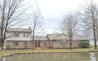 8571 Hitchcock Rd, Youngstown, OH 44512