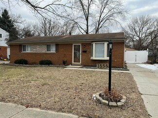 1555 S Berry St, Westland, MI 48186
