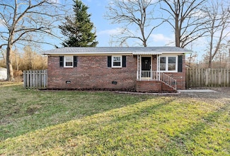 170 Crescent Dr, Moore, SC 29369