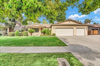 1678 Trebbiano St, Tulare, CA 93274