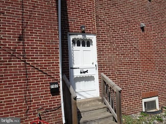 702 Delaware St, New Castle, DE 19720