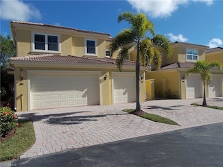 1445 Mariposa Cir Unit 201, Naples, FL 34105