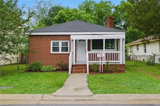 111 S Lloyd St, Suffolk, VA 23434