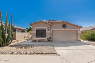 4725 E Peartree Ln, Gilbert, AZ 85298