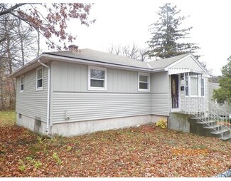 45 Loxwood St, Worcester, MA 01604