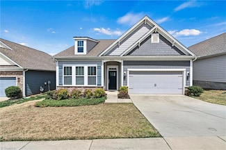 7850 Fountaingrass Ln, Sherrills Ford, NC 28673