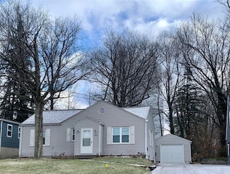 780 N Buhl Farm Dr, Hermitage, PA 16148