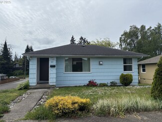 607 Commercial St, North Bend, OR 97459