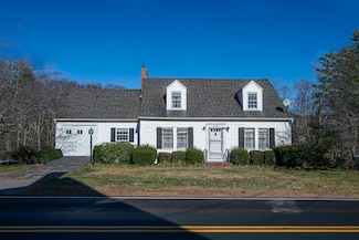 1172 State Rd, Eliot, ME 03903