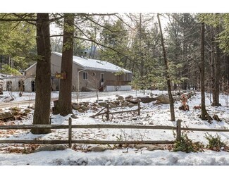 11 Carrington Rd, Huntington, MA 01050