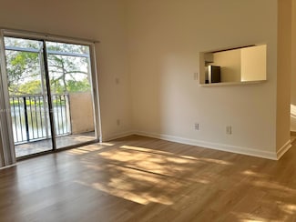 631 Cypress Lake Blvd Unit O17, Deerfield Beach, FL 33064