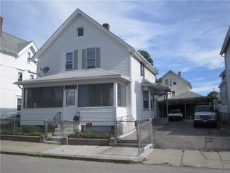 107 Hendricks St, Central Falls, RI 02863
