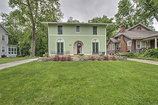 2064 W William St, Decatur, IL 62522