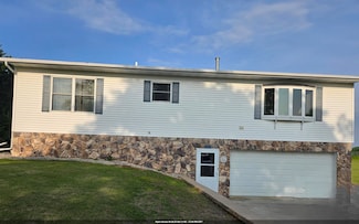 8519 Pigeon Lake Rd, Valders, WI 54245