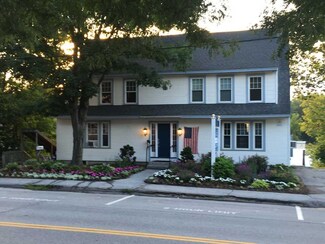 35 Main St, Plymouth, NH 03264