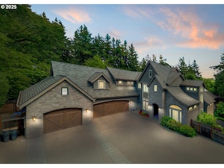 15948 Twin Fir Rd, Lake Oswego, OR 97035