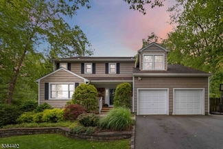 1 Deborah Dr, Morristown, NJ 07960