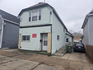 573 Oliver St, North Tonawanda, NY 14120