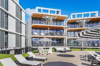 106 Inlet Way Unit 304, Palm Beach Shores, FL 33404