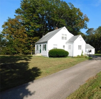 960 Main St, Hope Valley, RI 02832