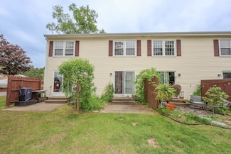 812 Court St Unit B, Keene, NH 03431